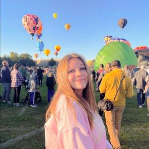 Meet your Posher, Taylor